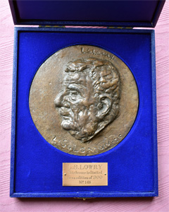 The Lowrys : Bronze Portrait Medallion of Lowry - Close-Up